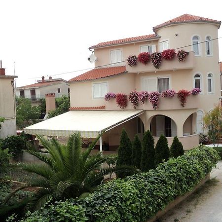 Apartments Sljuka Pirovac Ngoại thất bức ảnh
